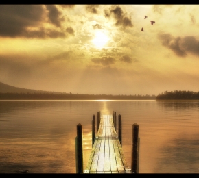 Autumn Lake (C) Webby85 (http://webby85.deviantart.com/) about us
