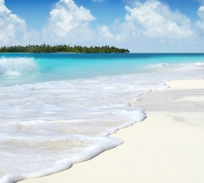 Домики у моря прозрачная вода берег пляж бесплатно